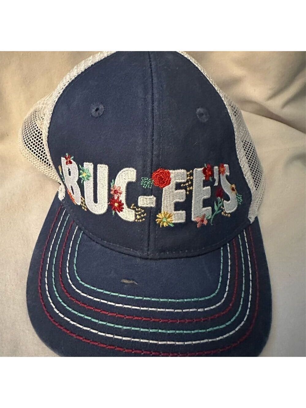 Buc-ee's Women's Floral Embroidered Trucker Hat Ponytail Snapback Cap Blue